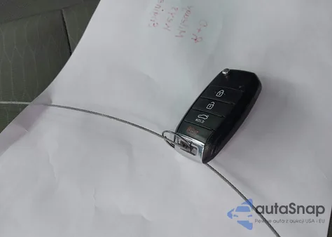 2018 Kia Rio S из США, поврежденный, VIN 3KPA24AB7JE077396